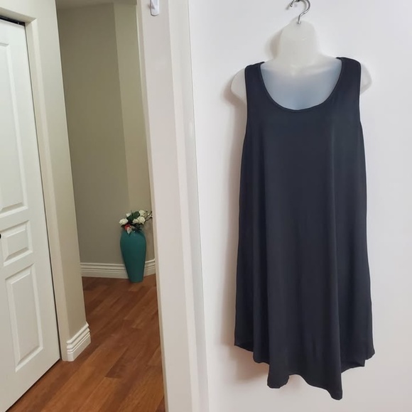 NEW Black mini dress fits 1X - Picture 1 of 4